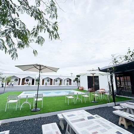 Peeranon Resort Nakhon Nayok Buitenkant foto